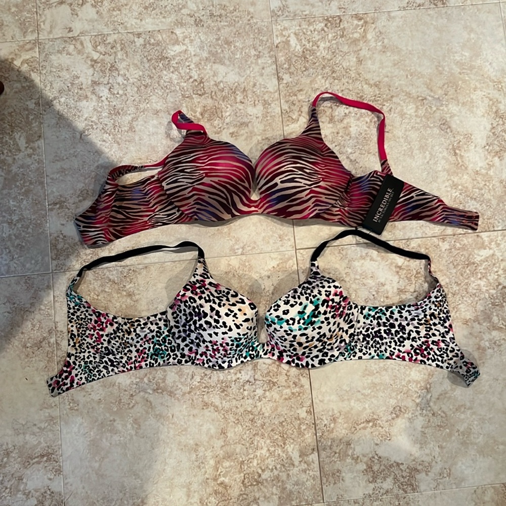 VS bras